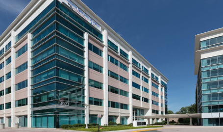A photo of the building where the Northern Virginia outpatient center is located.